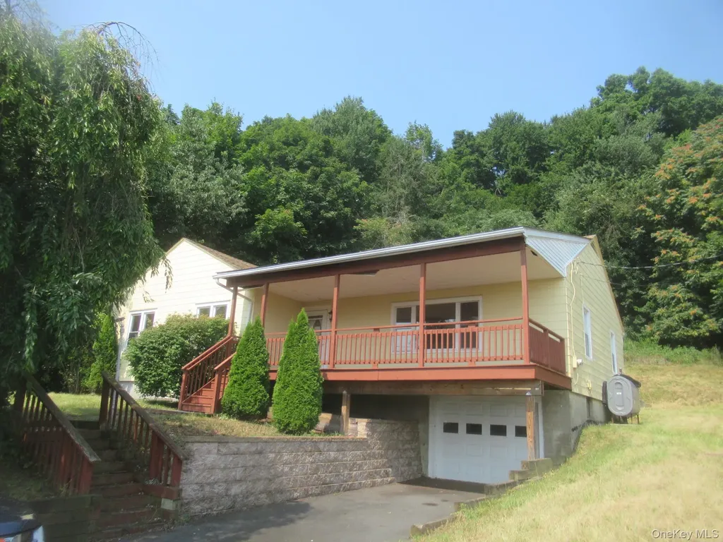 33 Meadow Avenue Chester NY 10918