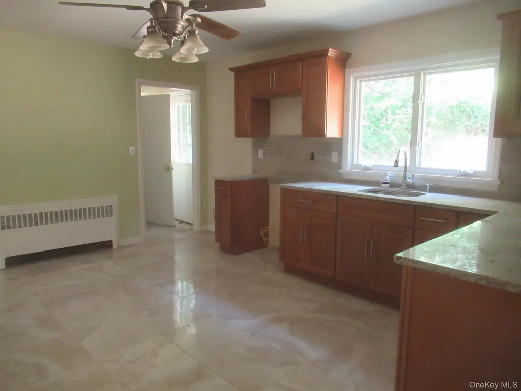 33 Meadow Avenue Chester NY 10918