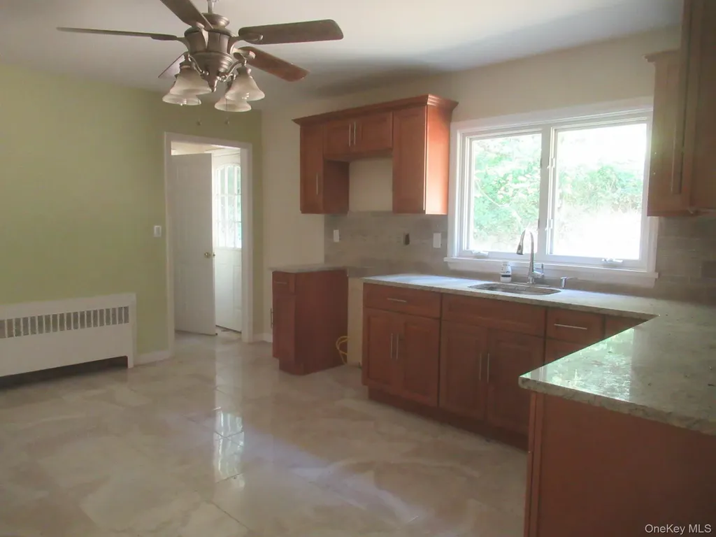 33 Meadow Avenue Chester NY 10918