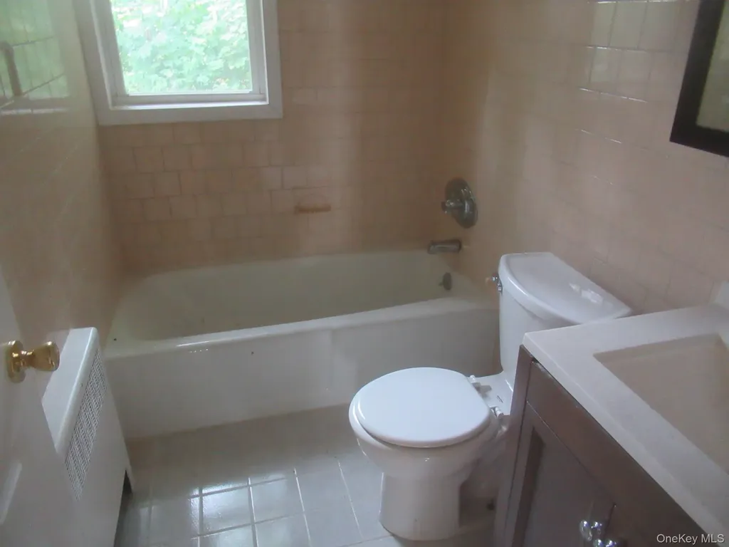 33 Meadow Avenue Chester NY 10918
