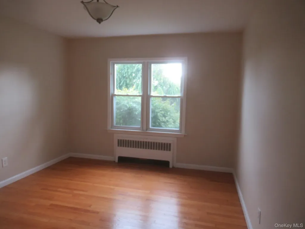 33 Meadow Avenue Chester NY 10918