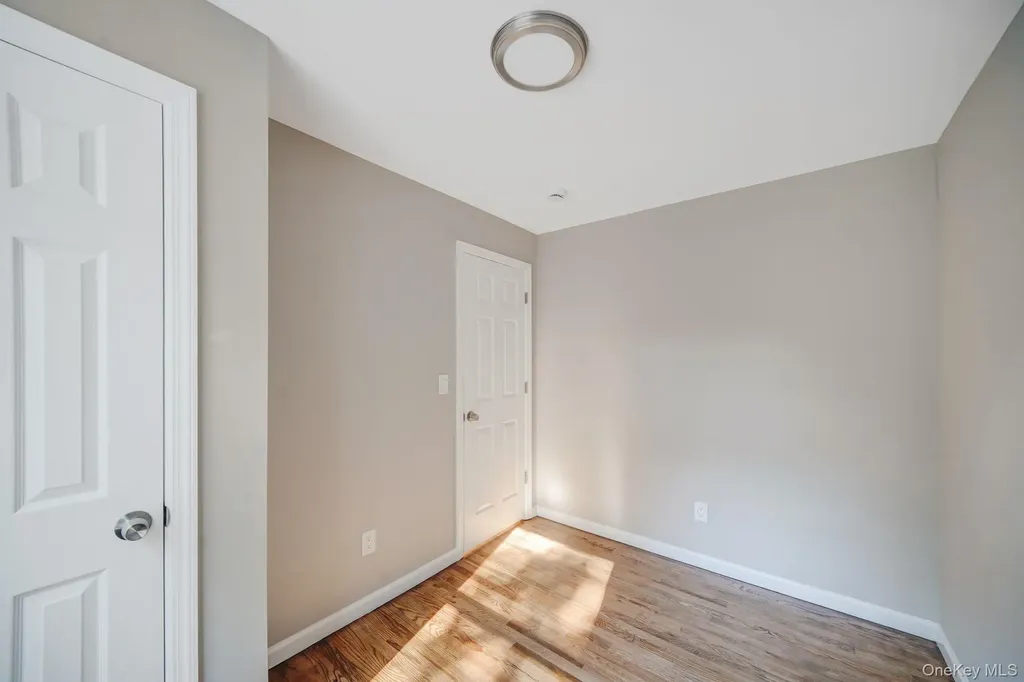 2 Myrtle Lane Coram NY 11727