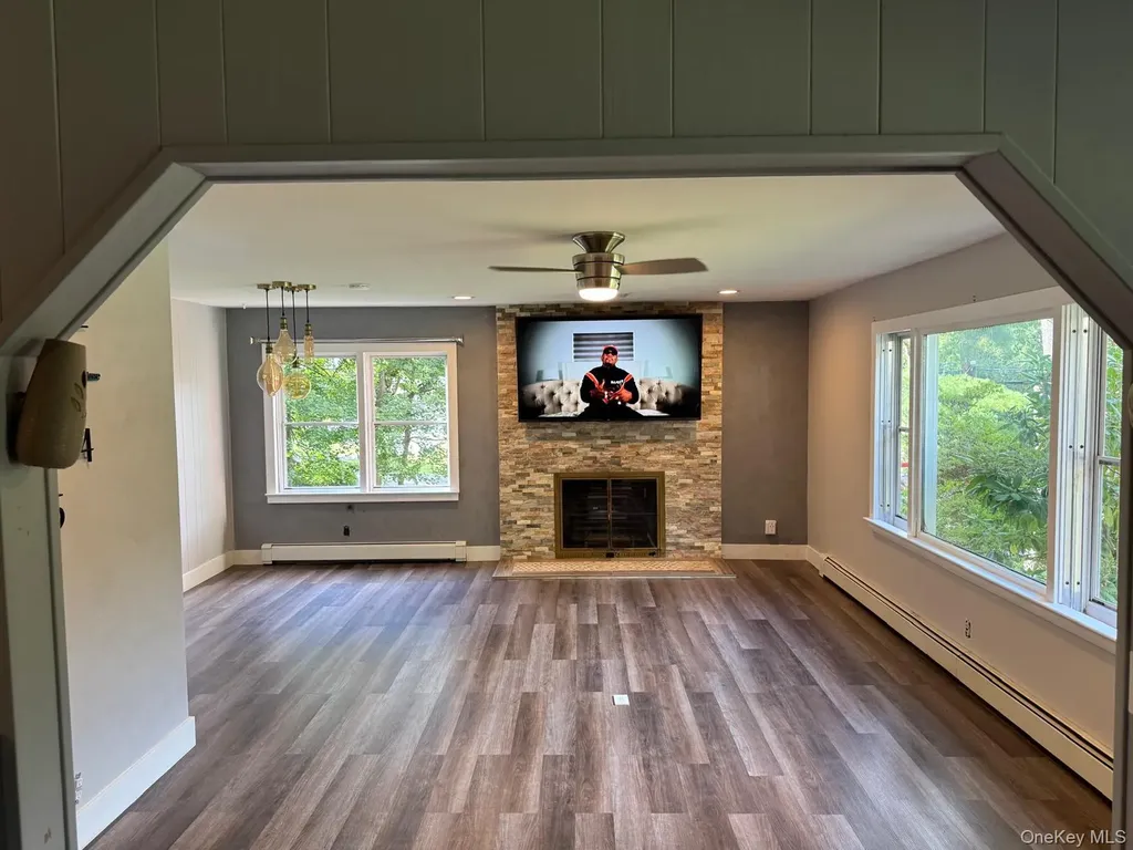 1 Hillside Terrace Pomona NY 10901