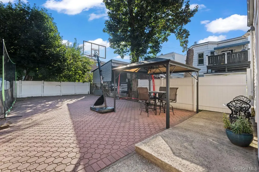 1102 E 94th Street Brooklyn NY 11236