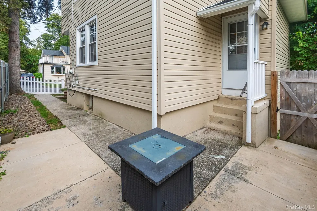 82 Houston Avenue Middletown NY 10940