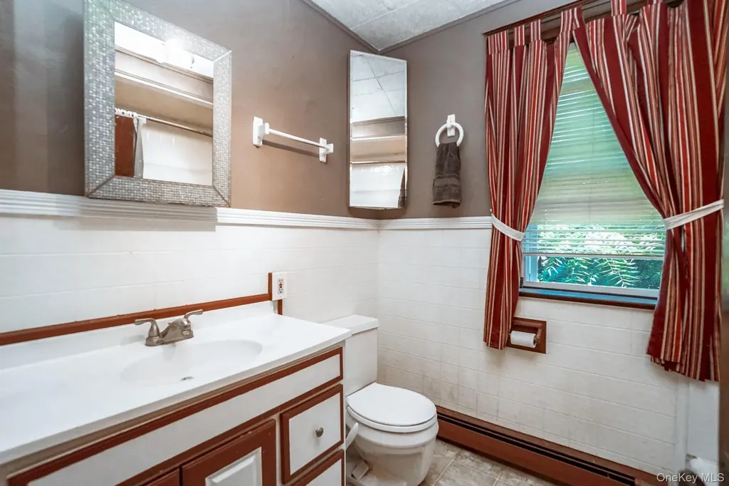44 Cedar Avenue New Windsor NY 12553