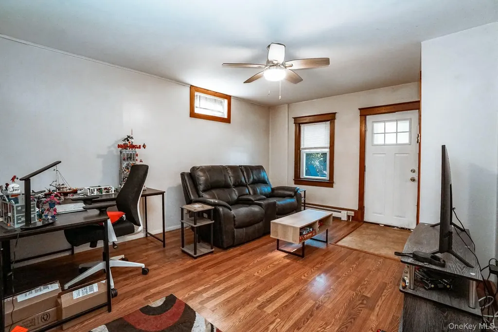 44 Cedar Avenue New Windsor NY 12553