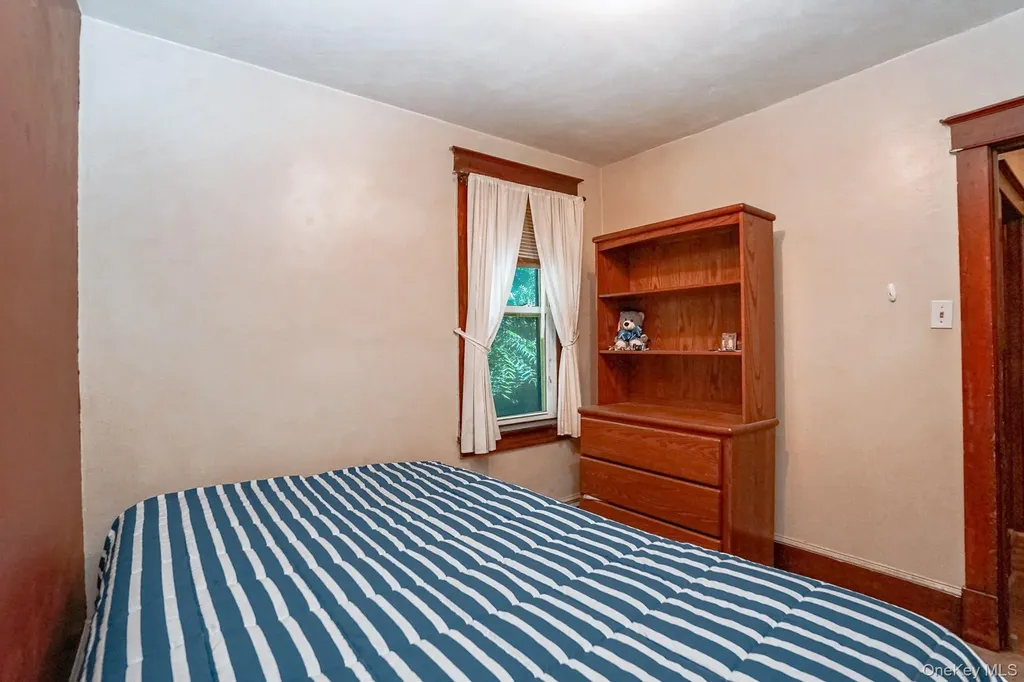44 Cedar Avenue New Windsor NY 12553