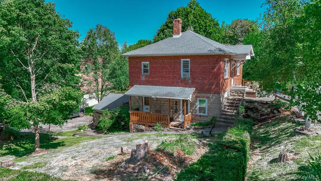44 Cedar Avenue New Windsor NY 12553