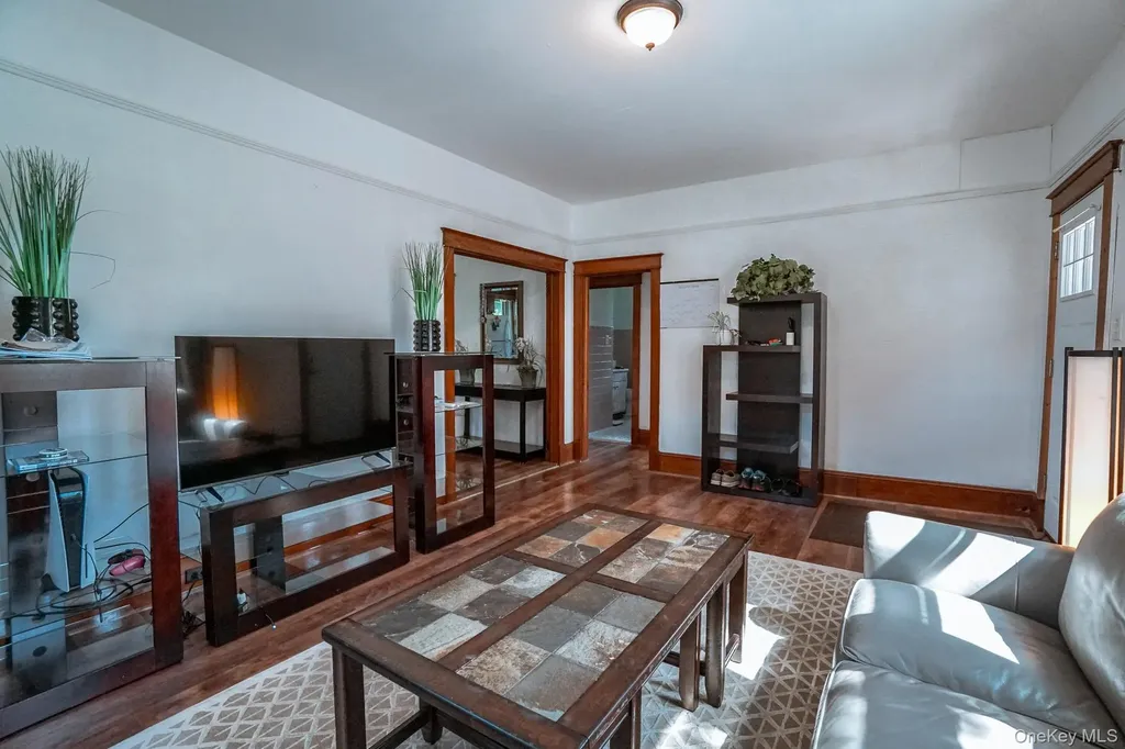44 Cedar Avenue New Windsor NY 12553