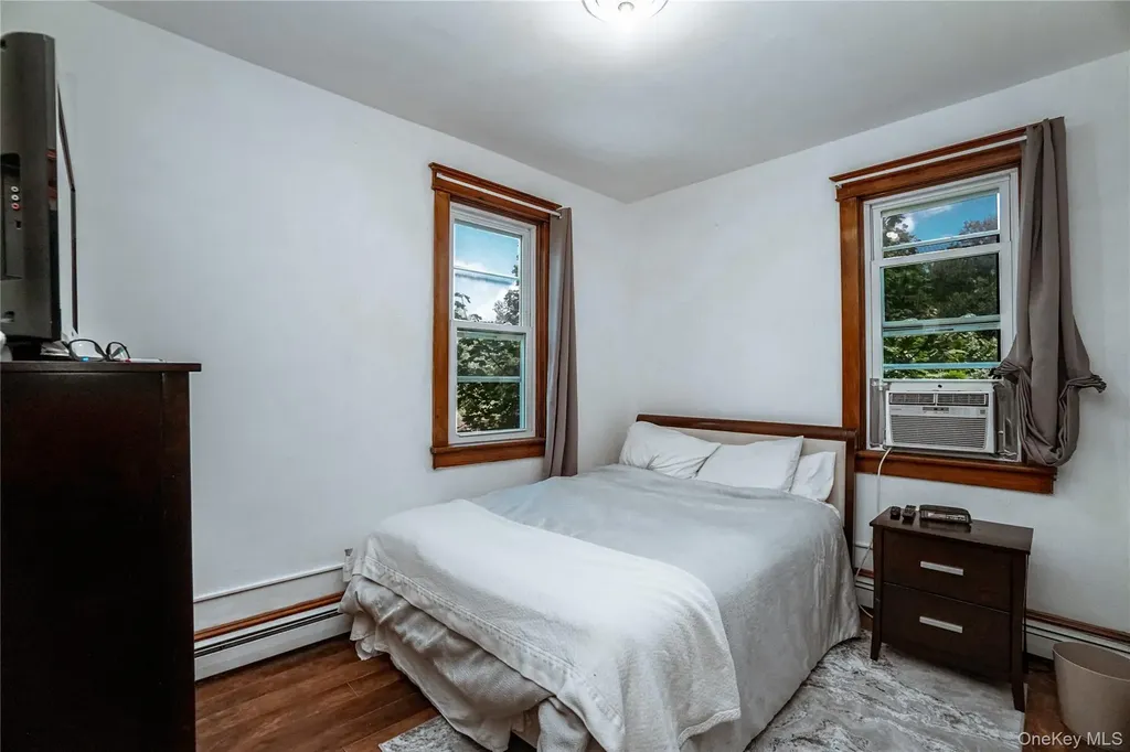 44 Cedar Avenue New Windsor NY 12553