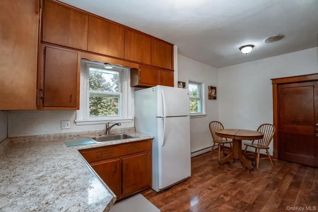 44 Cedar Avenue New Windsor NY 12553