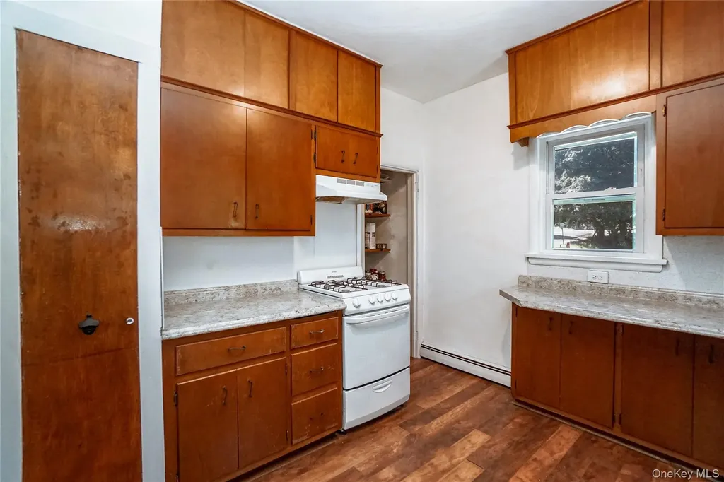 44 Cedar Avenue New Windsor NY 12553