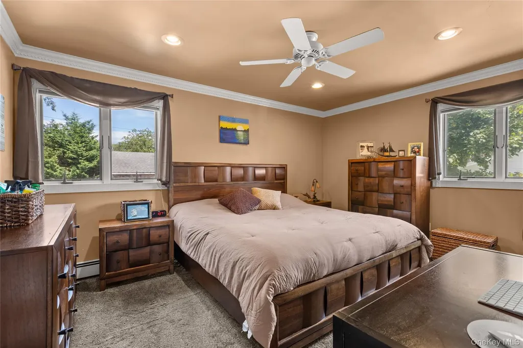 43 Tracy Lane East Islip NY 11730