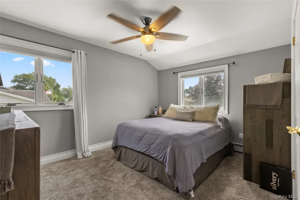 43 Tracy Lane East Islip NY 11730