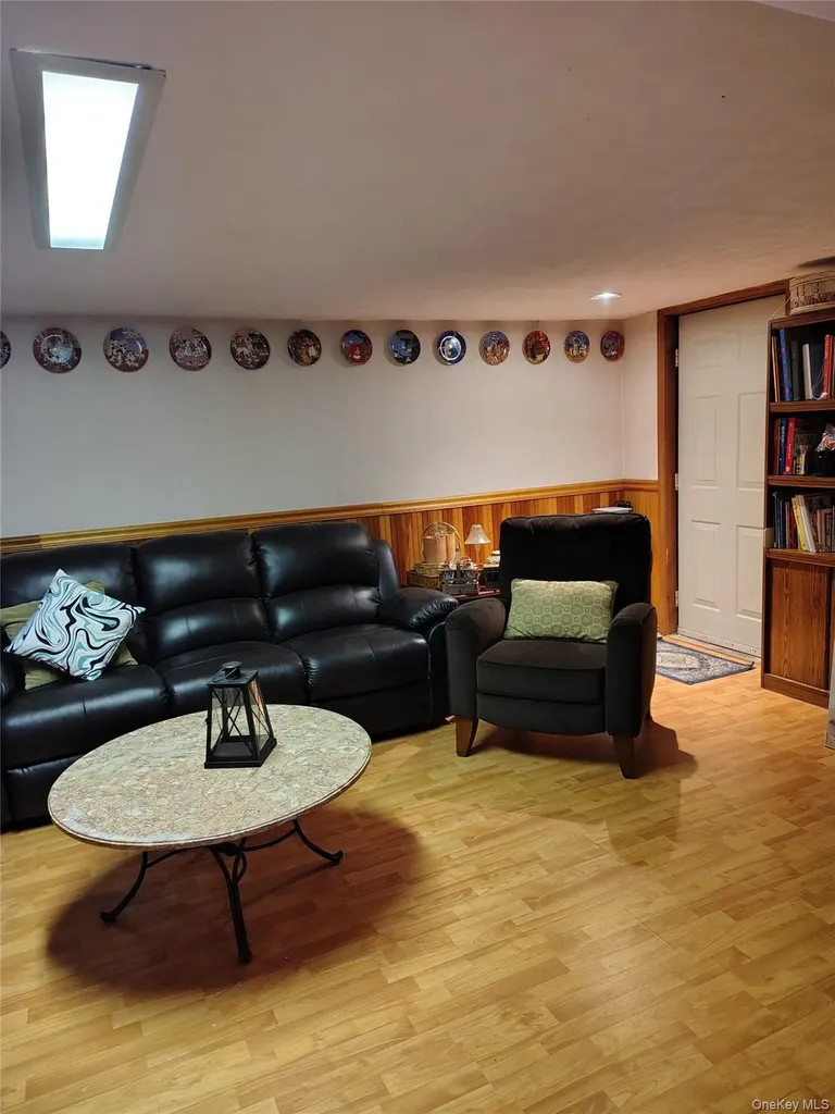 5 Hirsch Drive Garnerville NY 10923