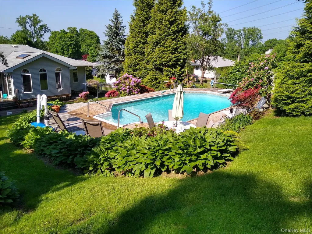 5 Hirsch Drive Garnerville NY 10923