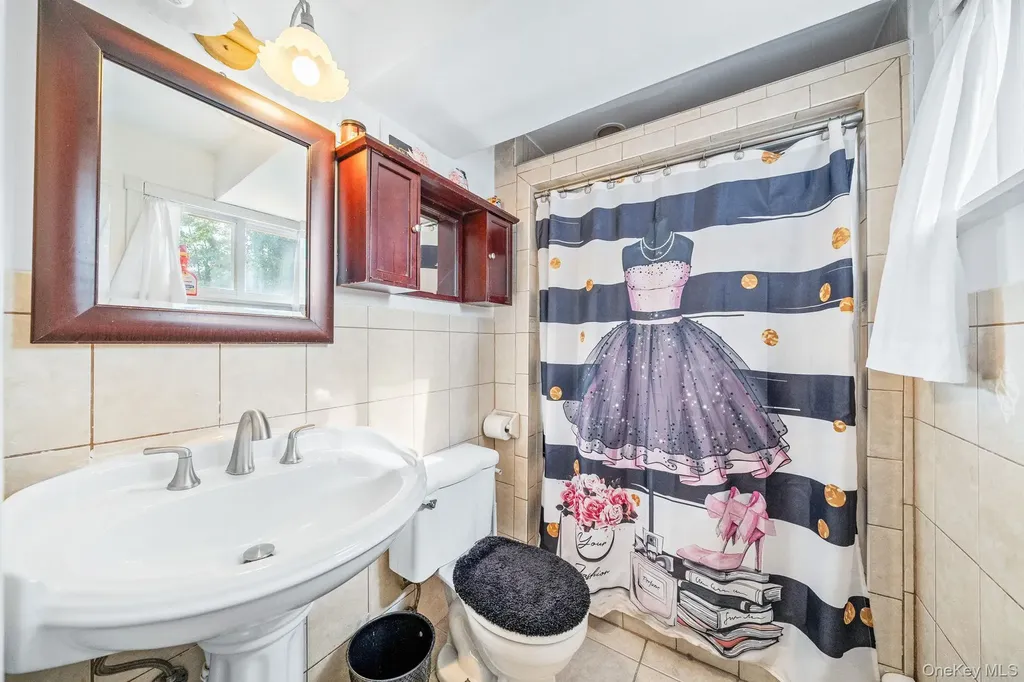 1 Ozone Place Massapequa NY 11758