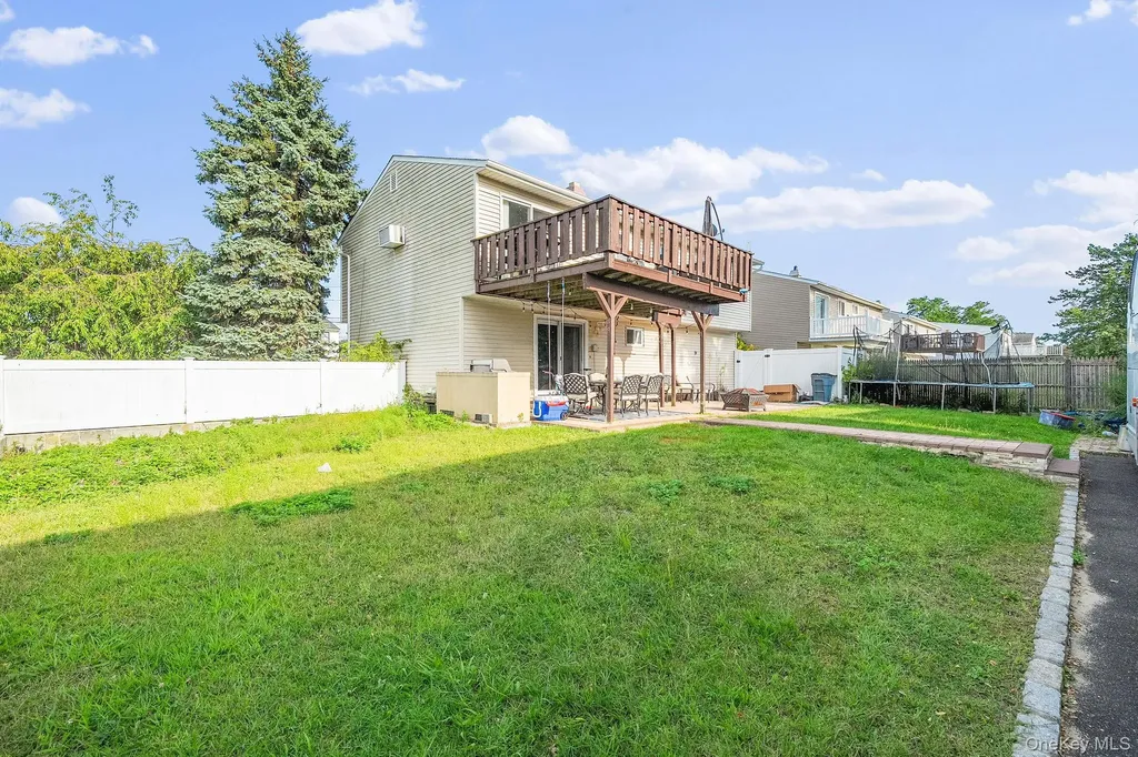 1 Ozone Place Massapequa NY 11758