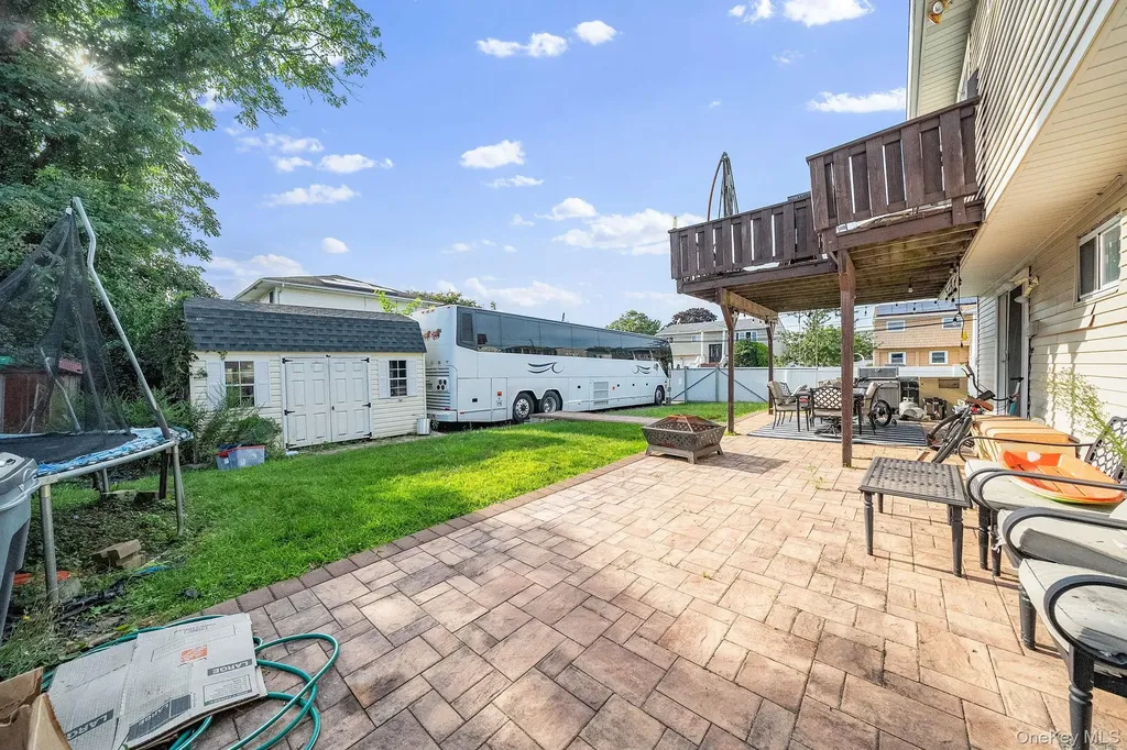 1 Ozone Place Massapequa NY 11758