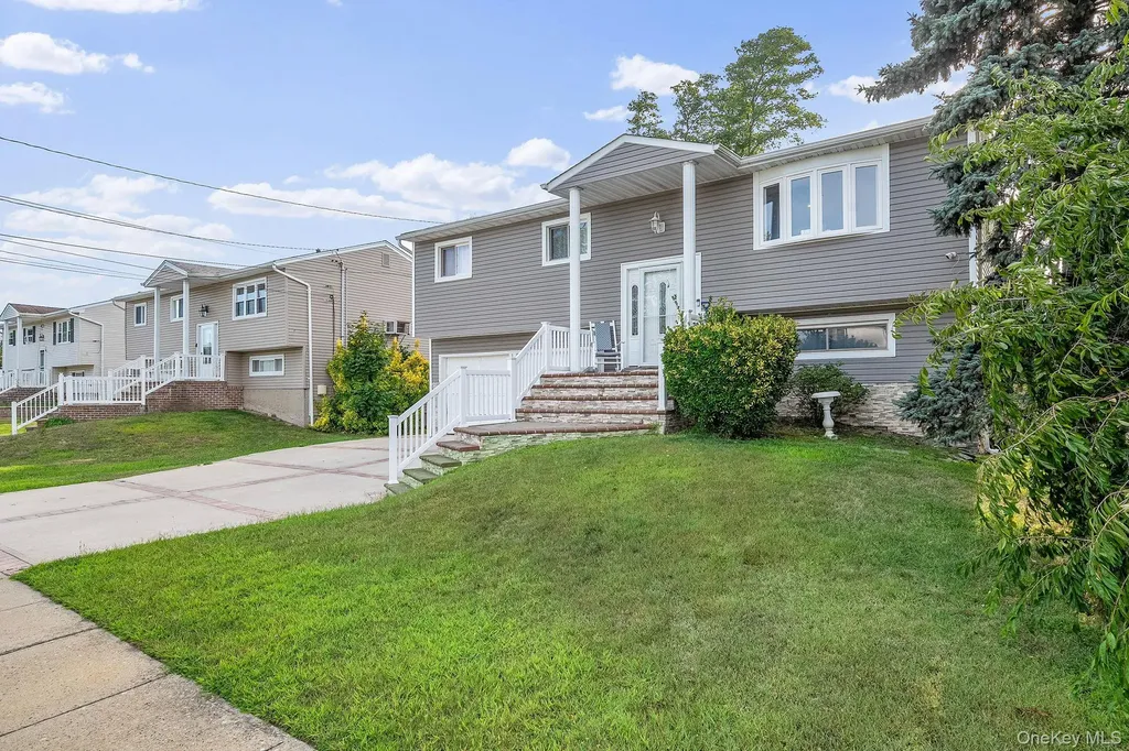 1 Ozone Place Massapequa NY 11758