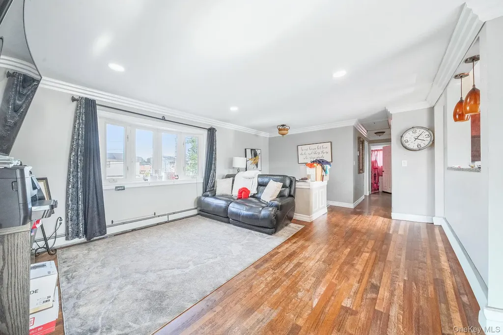 1 Ozone Place Massapequa NY 11758