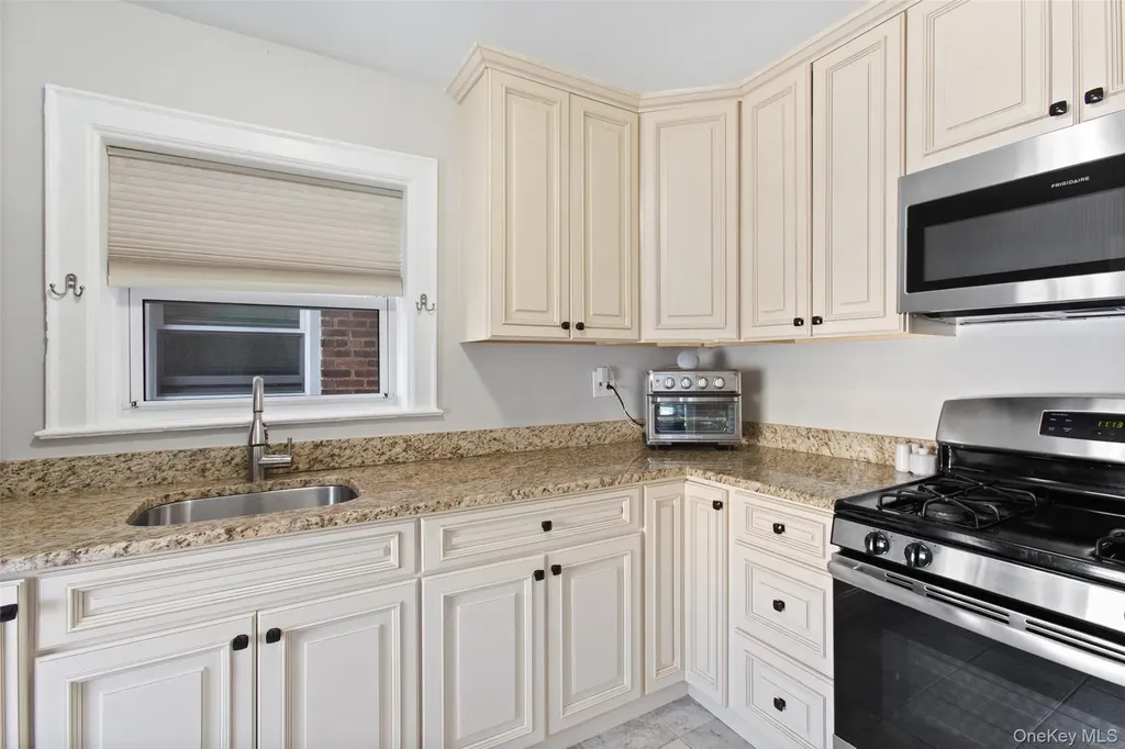 512 Mamaroneck Avenue White Plains NY 10605
