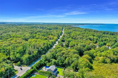 110 Homestead Way Greenport NY 11944
