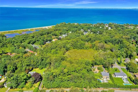 110 Homestead Way Greenport NY 11944