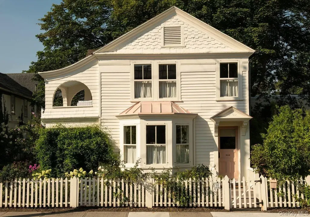 445-447 Union Street Hudson NY 12534