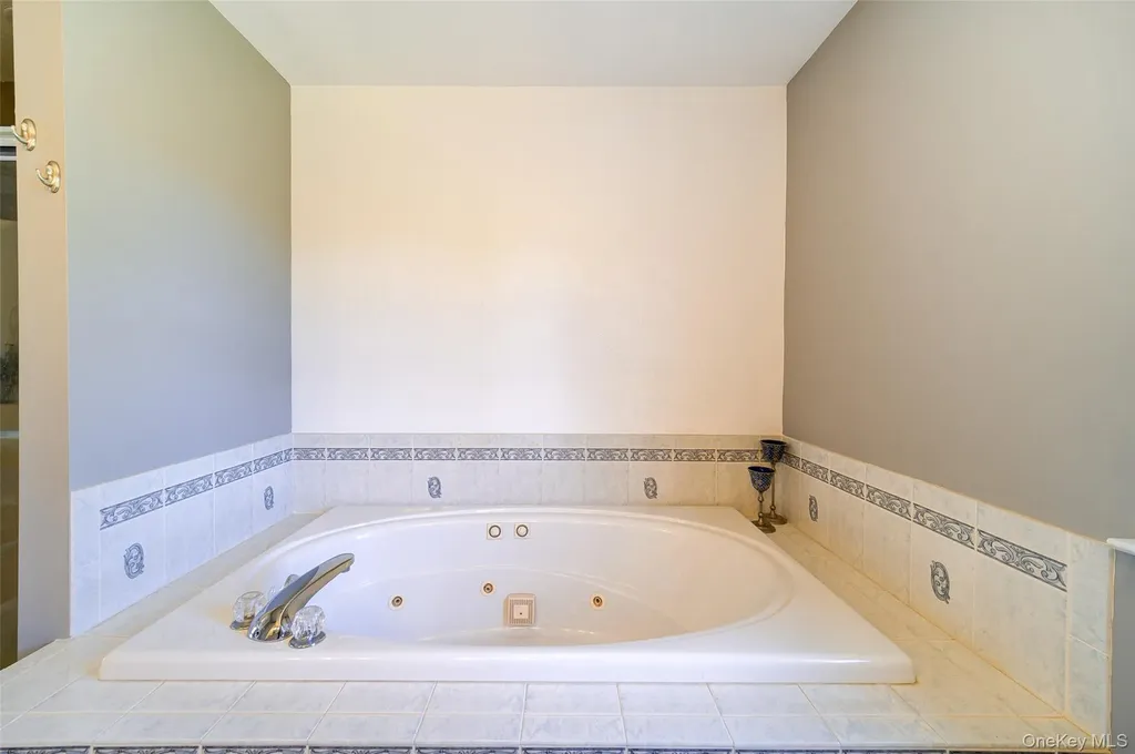 560 Winding Hill Road Montgomery NY 12549