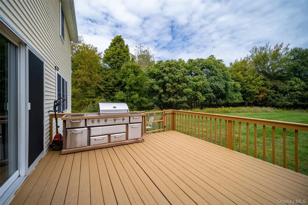560 Winding Hill Road Montgomery NY 12549