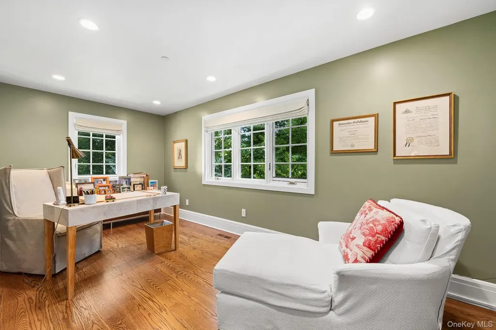 73 Park Drive S Rye NY 10580