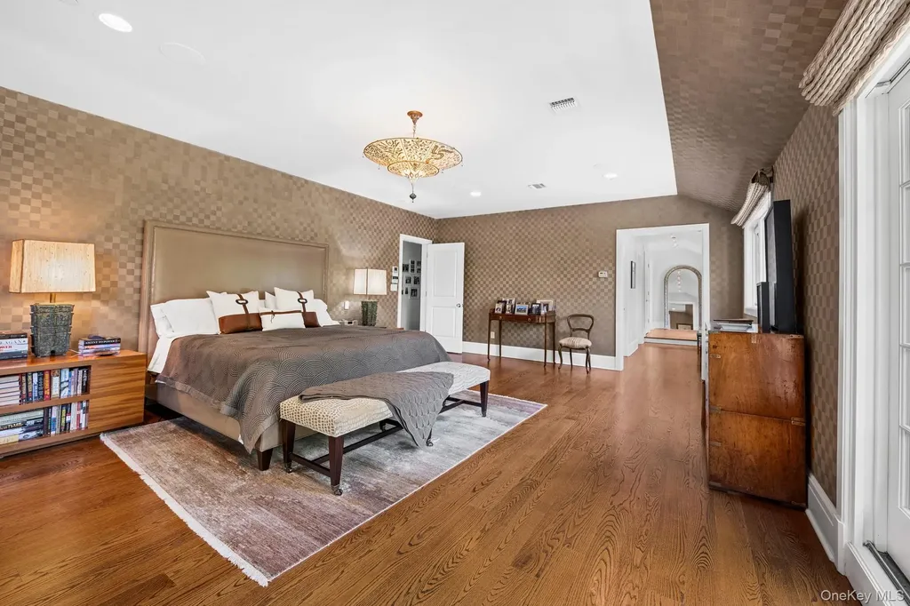 73 Park Drive S Rye NY 10580