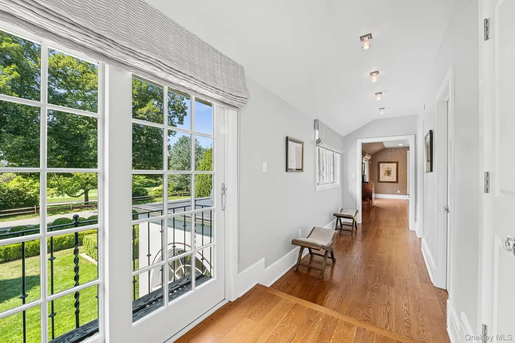 73 Park Drive S Rye NY 10580