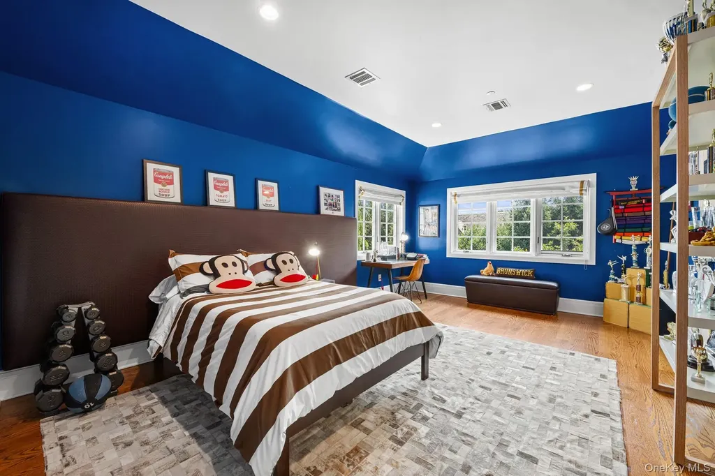 73 Park Drive S Rye NY 10580