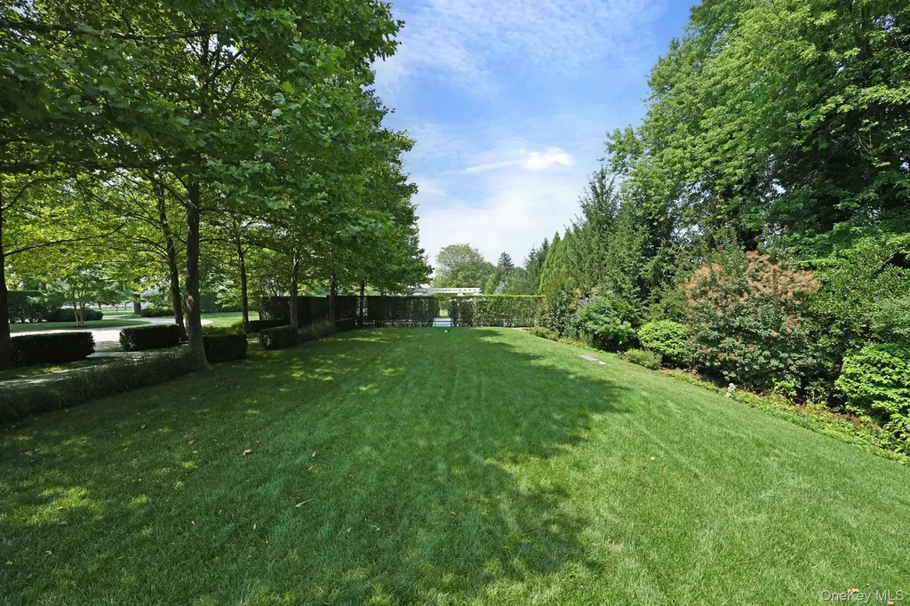 73 Park Drive S Rye NY 10580