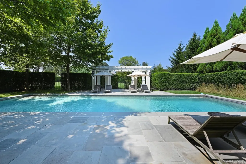 73 Park Drive S Rye NY 10580