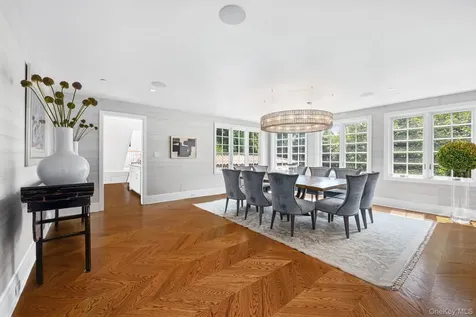 73 Park Drive S Rye NY 10580