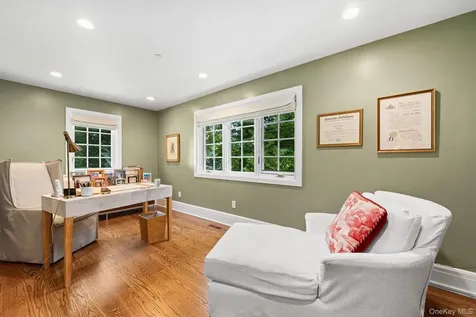 73 Park Drive S Rye NY 10580