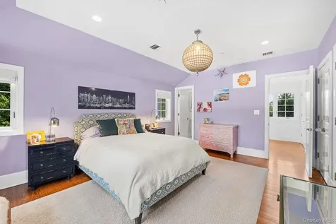 73 Park Drive S Rye NY 10580