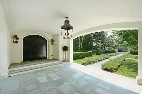73 Park Drive S Rye NY 10580