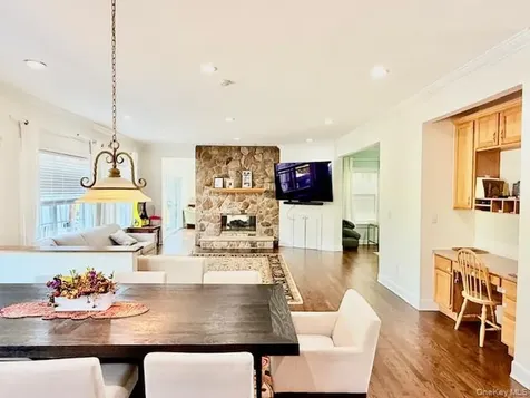 36 Ashley Circle Manorville NY 11949