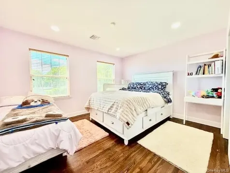 36 Ashley Circle Manorville NY 11949