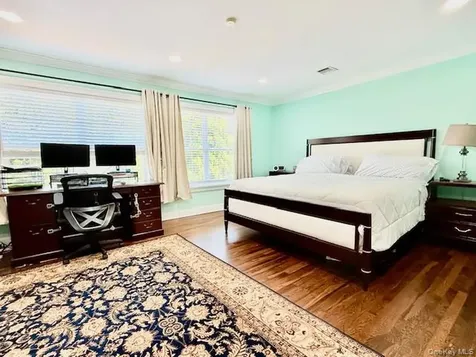 36 Ashley Circle Manorville NY 11949