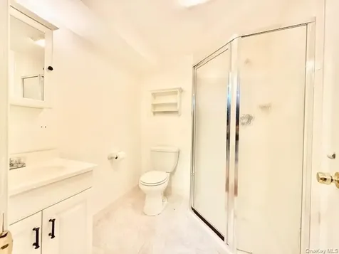 36 Ashley Circle Manorville NY 11949