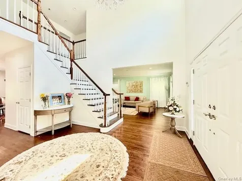 36 Ashley Circle Manorville NY 11949