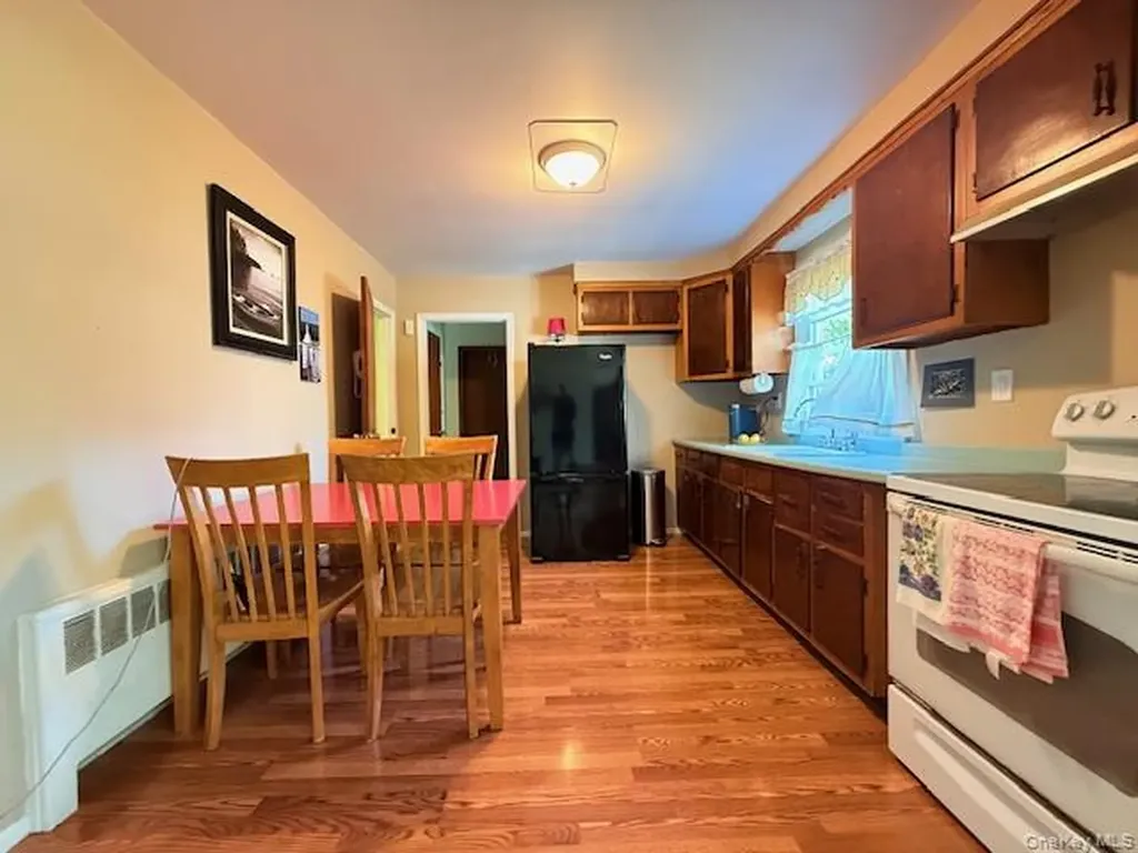 124 Cypress Drive Mastic Beach NY 11951