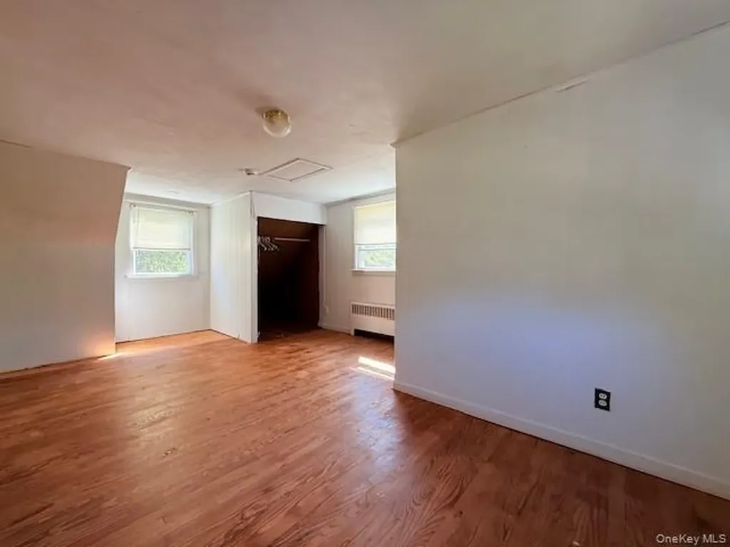 124 Cypress Drive Mastic Beach NY 11951