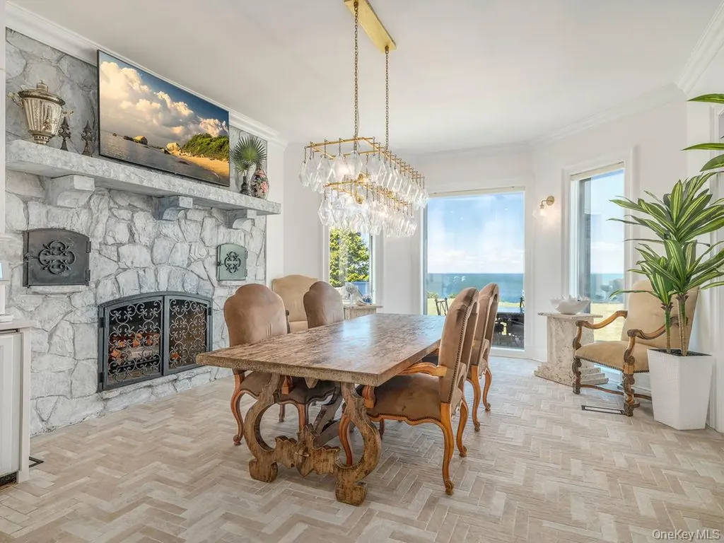 3875 Hallock Lane Mattituck NY 11952